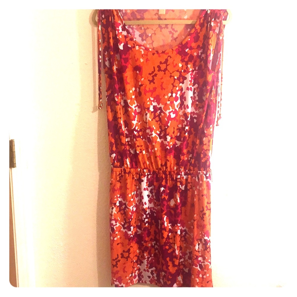Light summer dress. Never worn. 39in